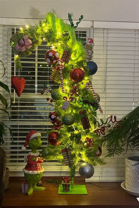 Grinch Themed Christmas Tree - Etsy