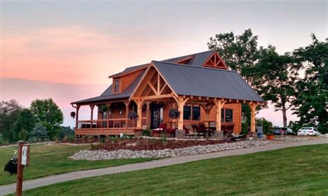 15 Beautiful Farmhouses Across America - COWGIRL Magazine | Western ...