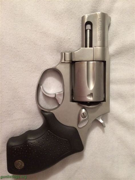 Gunlistings.org - Pistols Taurus 357 Magnum Snub Nose