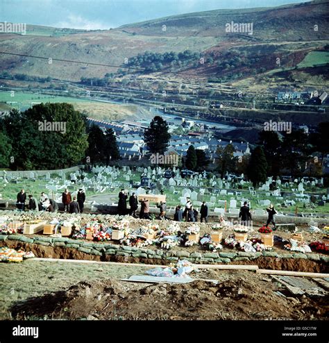 Aberfan Disaster 1966 Stock Photo - Alamy