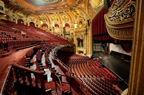 Chicago Theatre interior Art Deco Theater, Theatre Interior, Art Deco Interior, Interior Design ...