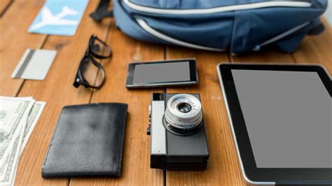 8 Best Travel Gadgets To Consider for Any Trip » Savoteur