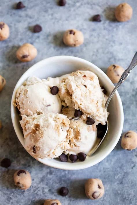 Chocolate Chip Cookie Dough Ice Cream {Paleo, Vegan, Nut Free Option} The Paleo Running Momma