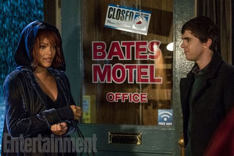 Bates Motel Season 5 Images Reveal Rihanna's Marion Crane | Collider