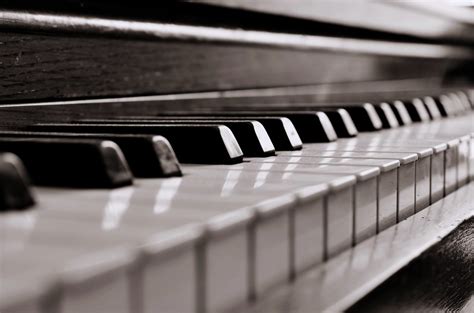 Piano keys | Elliott Billings | Flickr