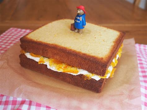 Marmalade Sandwich Cake ("Cakewich") : Baking