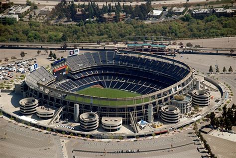 Qualcomm Stadium, San Diego Chargers football stadium - Stadiums of Pro Football