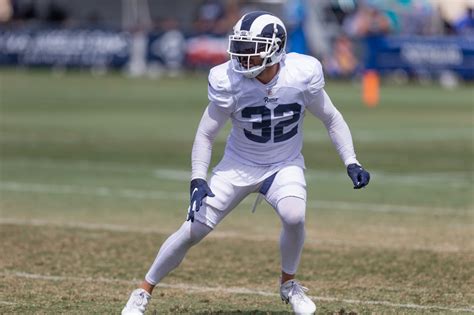 Veteran safety Eric Weddle already making a difference with Rams – Daily News