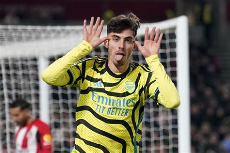 Late Kai Havertz goal sees Arsenal beat Brentford to reach Premier League summit