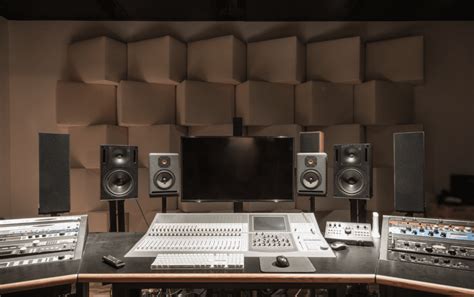 Complete Guide To Studio Monitor Placement In Small Rooms - Home Studio Expert