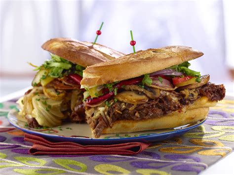 Rocky Mountain Roast Beef Sandwich - Home Trends Magazine