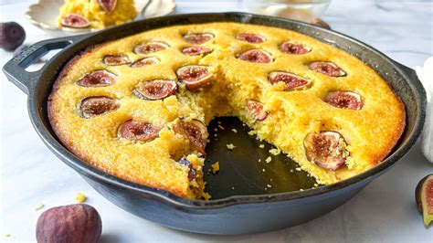 The Ultimate Wine Pairing To Complement Cast Iron Fig Cornbread