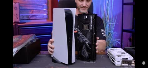 Strix 4090 the same size as a PS5 : r/pcmasterrace