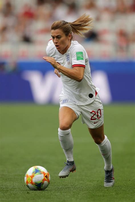 Karen Carney: England and Chelsea midfielder to retire at end of Women's World Cup, aged 31