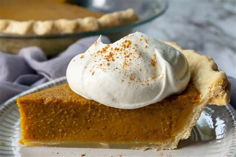 The Best Pumpkin Pie Recipe - Pumpkin Pie Challenge Winner | Foodtasia