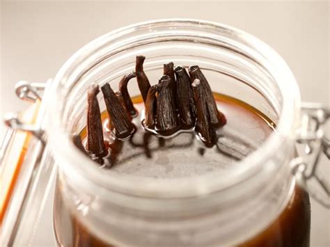 Vanilla Extract | Recipe | Homemade vanilla extract, Vanilla extract ...