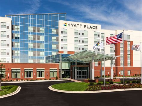 Midway Airport Hotel with Shuttle | Hyatt Place Chicago/Midway Airport