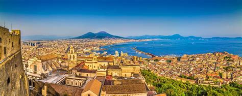 Il Golfo di Napoli - Campania - Italia