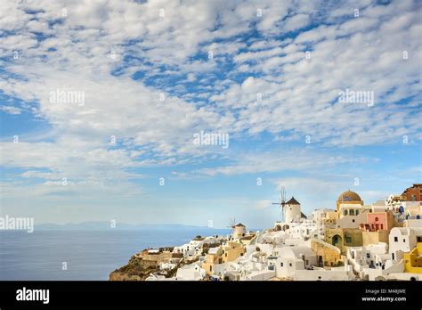 Oia before sunset at Santorini, Greece Stock Photo - Alamy