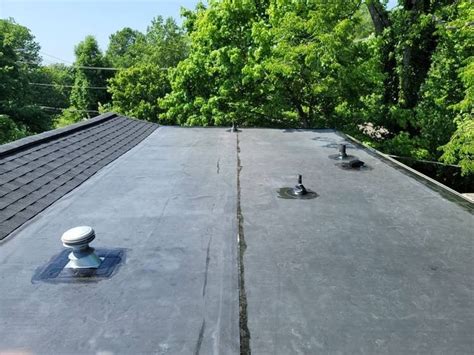 4 Best Roofing Materials for a Low Pitch Roof