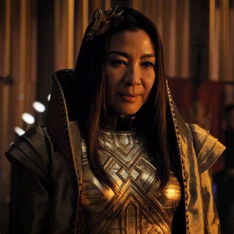 Michelle Yeoh Takes Centre Stage In New Star Trek Spinoff Series | Geek ...