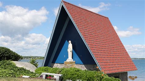 Seaside Chapel - St. Edmund's Retreat Inc. - Mystic, CT