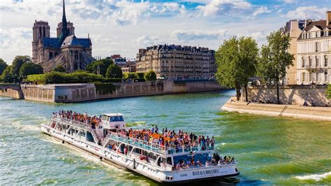 The authentic Bateaux-Mouches Sightseeing Cruise on the Seine River