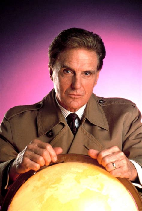 Former 'Unsolved Mysteries' Host Robert Stack Became Too Involved In ...