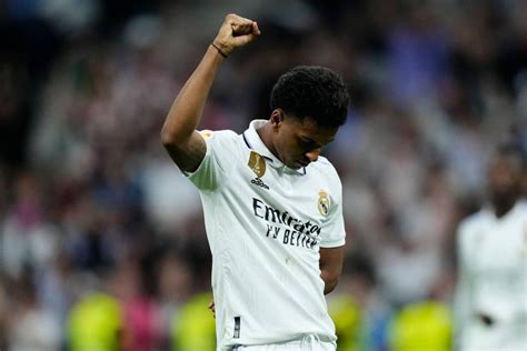 Rodrygo raises fist in Vinicius tribute - Daily Frontline