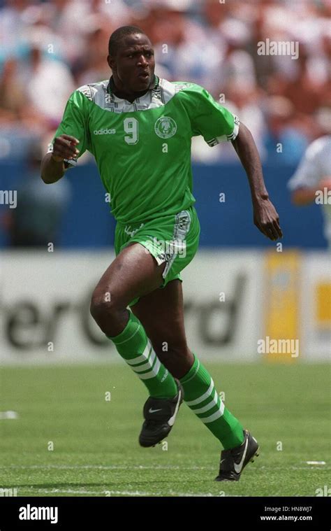 RASHEED YEKINI NIGERIA 11 August 1994 Stock Photo - Alamy