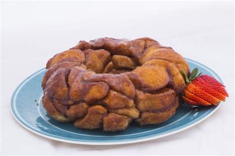 Cinnamon Monkey Bread | Devour Dinner