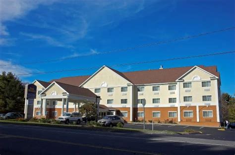 Holiday Inn Express Hotel & Suites Boston-Marlboro - Hotel Reviews, Deals - Hudson, MA - TripAdvisor