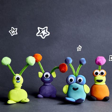 Life on Pluto: Model Magic® Aliens Clay Projects For Kids, Clay Crafts For Kids, Craft Projects ...