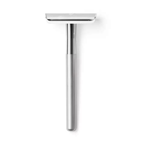 Bevel Safety Razor Review: Goodbye Razor Bumps?