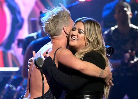 Pink And Kelly Clarkson Perform Stunning Duet At Music Awards