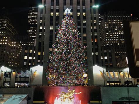 2012 Rockefeller Center Christmas Tree | Christmas At Rockefeller ...