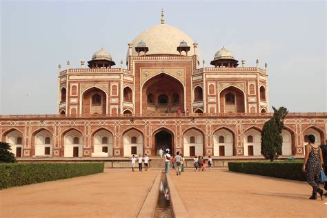 Discovering Humayun's Tomb