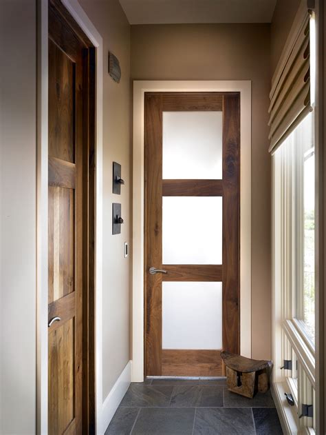 Meacham Entry Door (Interior) (Square Top Rail, 3-Lite, Walnut, Clear Coat) | Contemporary ...