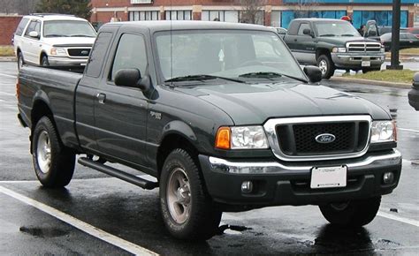 2001 Ford Ranger XLT - Extended Cab Pickup 4.0L V6 4x4 Manual 6.0 ft Bed