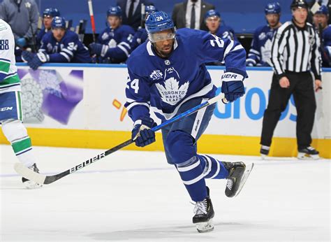 Toronto Maple Leafs Wayne Simmonds in HDA's #TapeOutHate Video