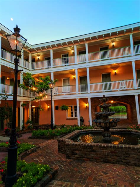 Courtyard with fountain at Malaga Inn in Mobile Alabama historic ...