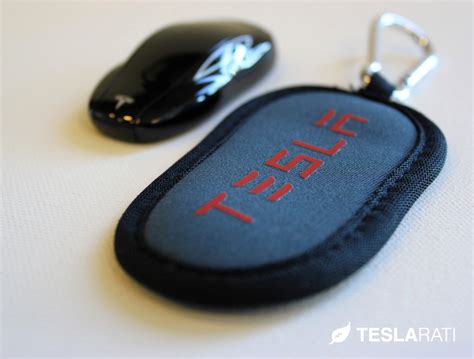 Deluxe FobPocket Review: Tesla Model S Key Fob Cover