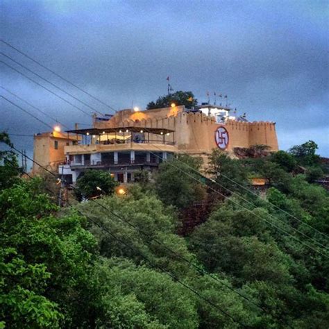 Garh Ganesh Temple, Jaipur - Timings, History, Darshan, Pooja Timings