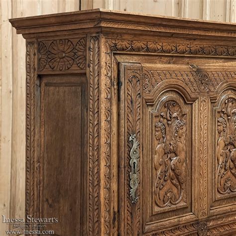 19th Century French Renaissance Two-Tiered Cabinet