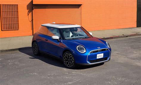 New Electric MINI Cooper 3-Door 2024 | MINI AU