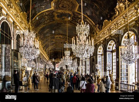 Versailles Hall Of Mirrors High Resolution Stock Photography and Images - Alamy