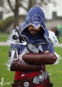 Amazing Assassin’s Creed: Revelations Ezio Cosplay [pic] | Fanboy Fashion