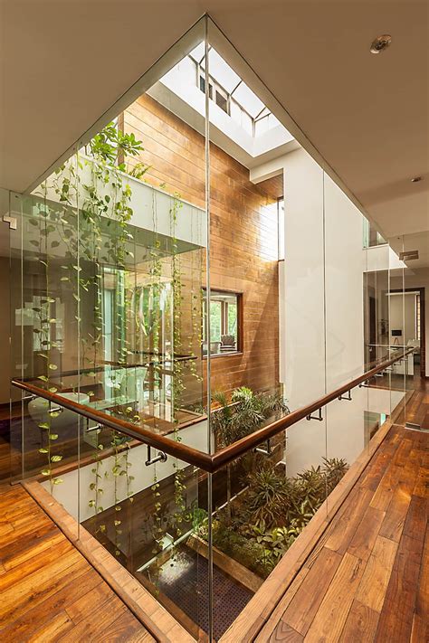 10+ House With Indoor Atrium – HomeDecorish