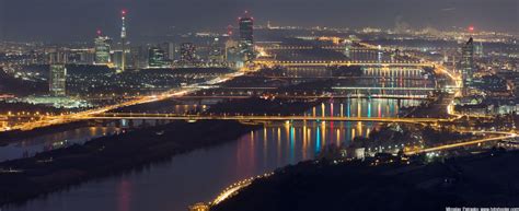 The night bridges in Vienna, Austria - HDRshooter