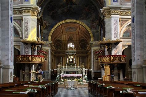 Interior Vigevano Cathedral - Top Facts